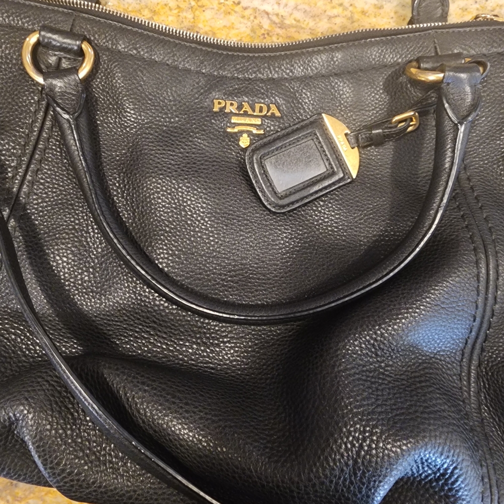 Prada Black Vitello Daino Leather Bag BR4420 Gold Brass Trim Excellent Condition - Picture 10 of 16